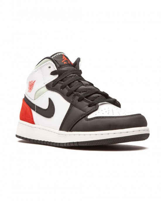 Nike "Jordan 1" Retro Mid / White Black Red Spruce